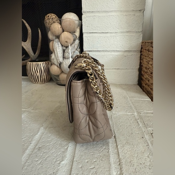 Michael Kors 30H8TSLL1T Small Sloan Leather Quilted Chain Link Shoulder Bag - Picture 3 of 14